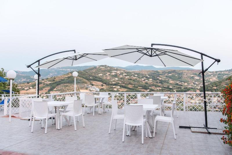 Villa Milena Apartments & Rooms Agropoli Luaran gambar